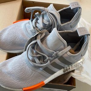 BNWT Adidas NMD R1, men’s size 7 UK size 6.5
